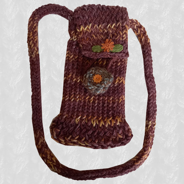 Knitted Handbag: Autumn Message