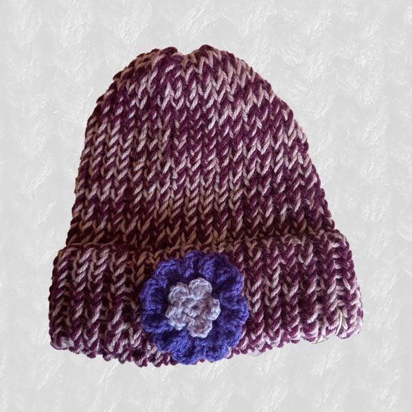 Beanie Medium: Burgandy Blitz - hers
