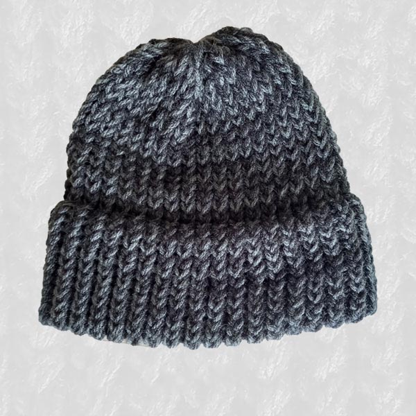 Beanie Medium: Grey Dawn
