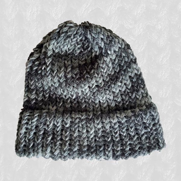 Beanie Medium: Ice Grey