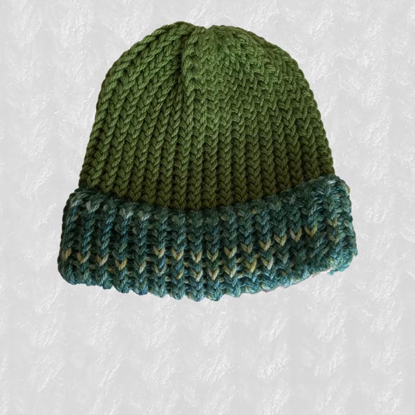 Beanie Medium: Lime Leaf