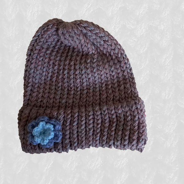 Beanie Medium: Silver Birch