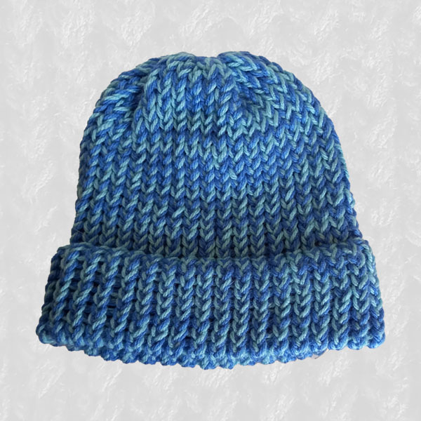 Beanie Medium: Winter Sea and Sky